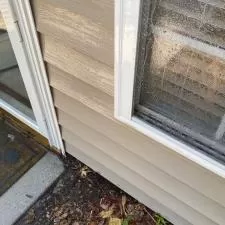 removed-rust-spot-on-vinyl-siding-from-ac-overflow-line-in-murrells-inlet-sc 1