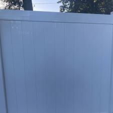 vinyl-fence-cleaning 0